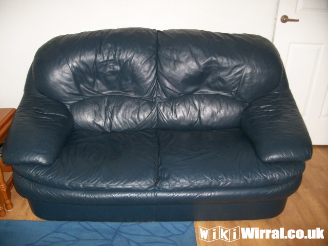 Attached picture Sofa 001.JPG